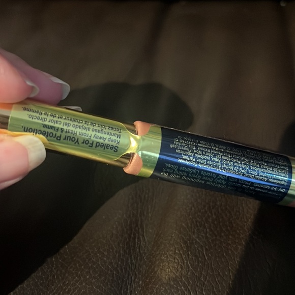 Bombshell Lipsense - Picture 3 of 3